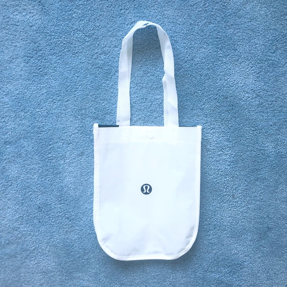 Small Lululemon Shopping Tote